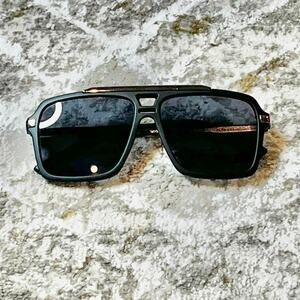 Manhattan vintage inspired square sunglasses
